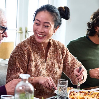 10 راه برای سالم ماندن افراد در خانه - بلاگ خانه سالمندان مشهد